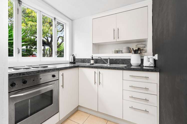 9 Arnold Street Sumner_2