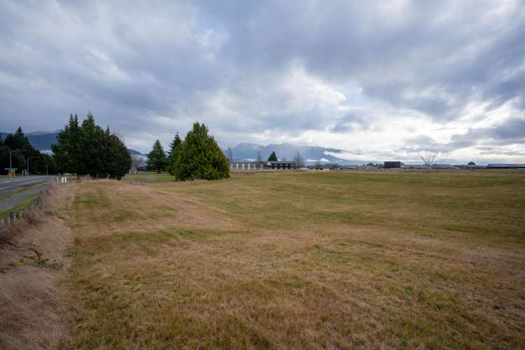 16 Burnby Drive Te Anau_4