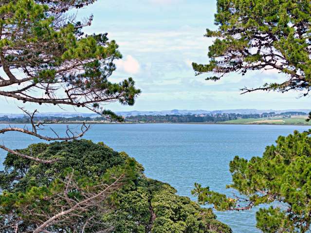 24A-E McLarin Road Glenbrook_1