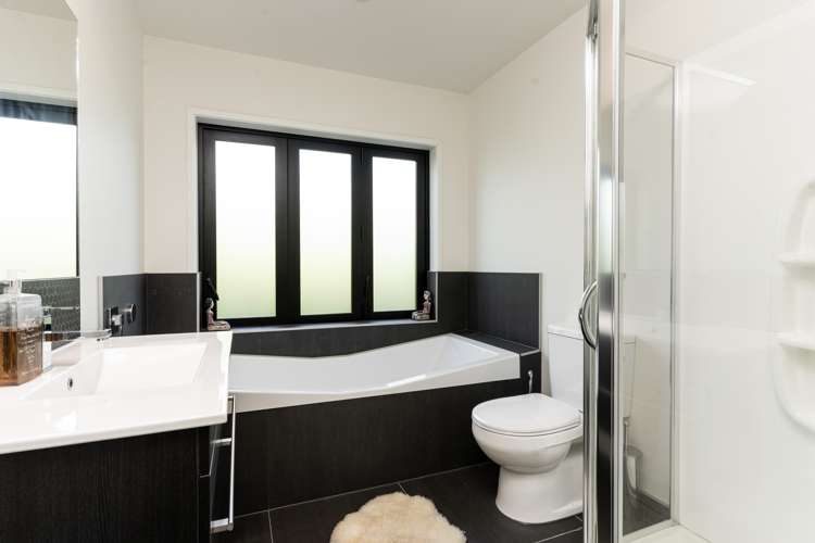 4 Burgundy Drive Martinborough_11