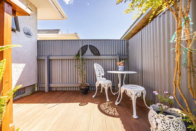 2/2 Ypres Street Greenmeadows_11