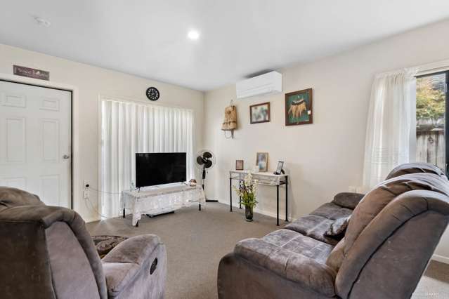 16 Lawford Place Mangere_1