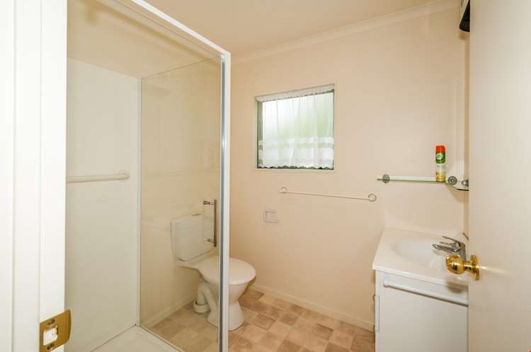 9 Applemoors Way Riverhead_16