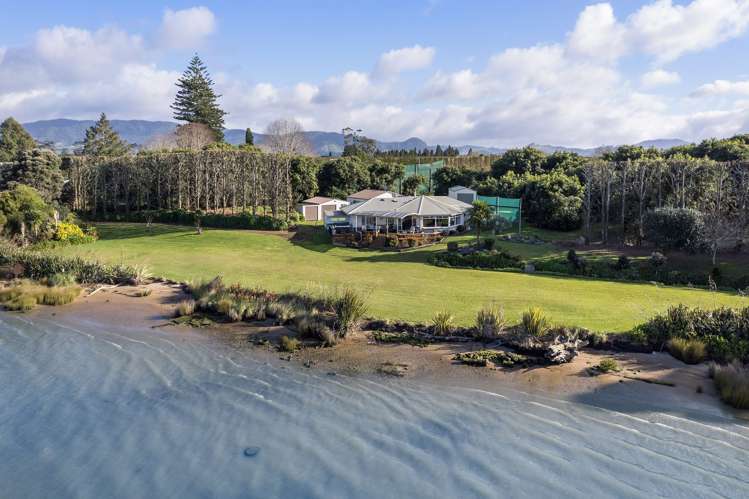204e Beach Road Katikati_3