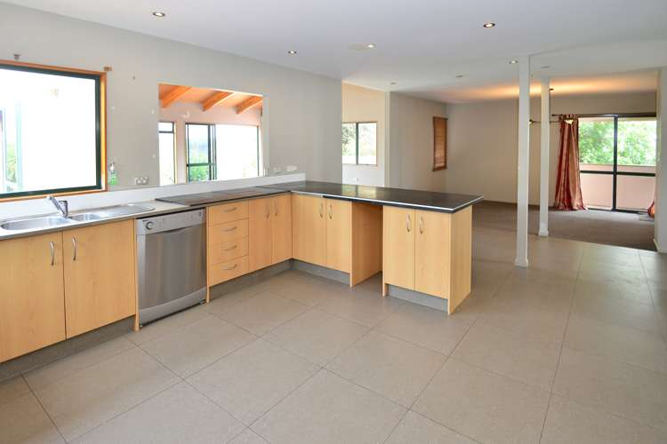 52 Kestrel Heights Arkles Bay_13