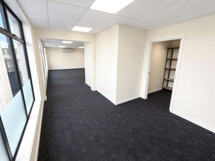 Unit 7 and 8/34-36 Lowe Street Addington_5