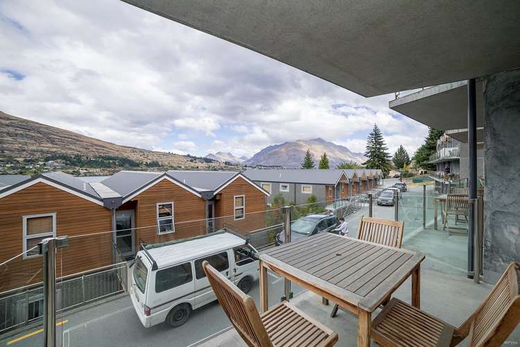 9/643 Frankton Road Queenstown_1