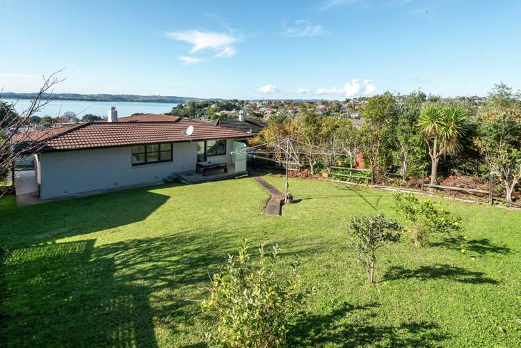 35 Montgomery Crescent Cockle Bay_21