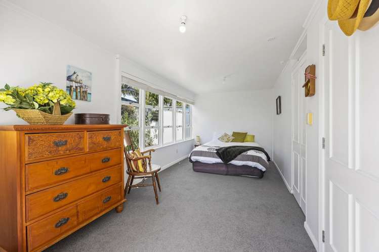 55 Torkar Road Clarks Beach_24