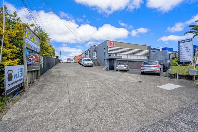 11 & 13A View Road_0