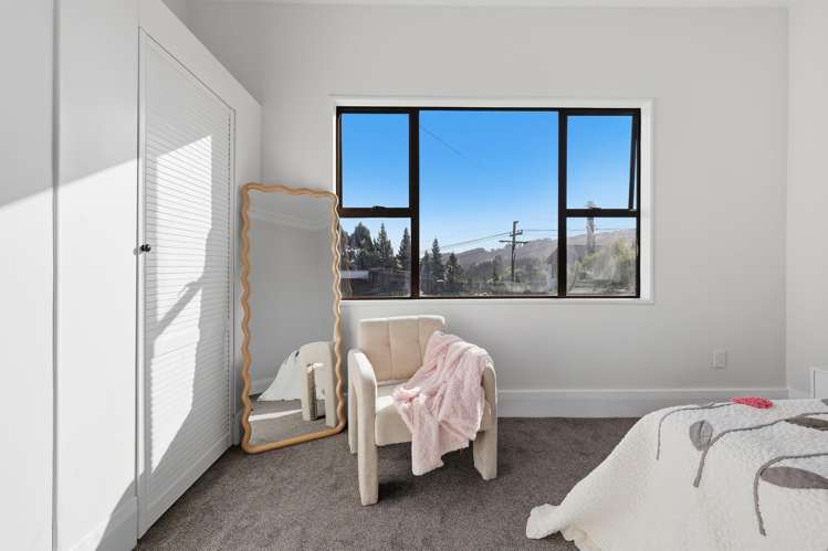 6 Pitcairn Street Belleknowes_16