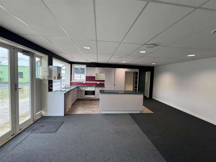 16 Shakespeare Avenue Trentham_1