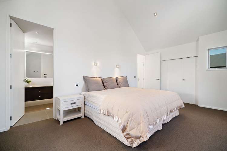 24 Ayrburn Ridge Arrowtown_13