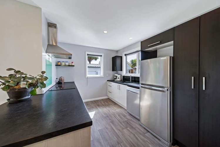 41a Tilford Street Woolston_9