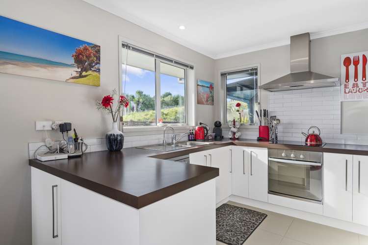 23 Falcon Drive Welcome Bay_2