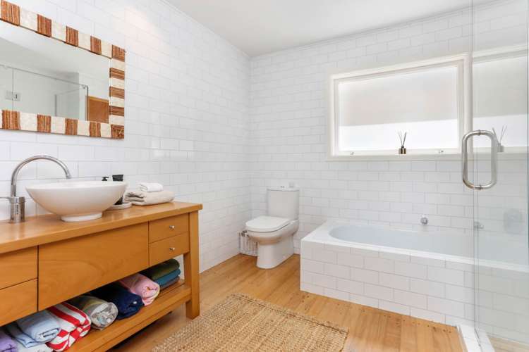 255 Hurstmere Road Takapuna_34