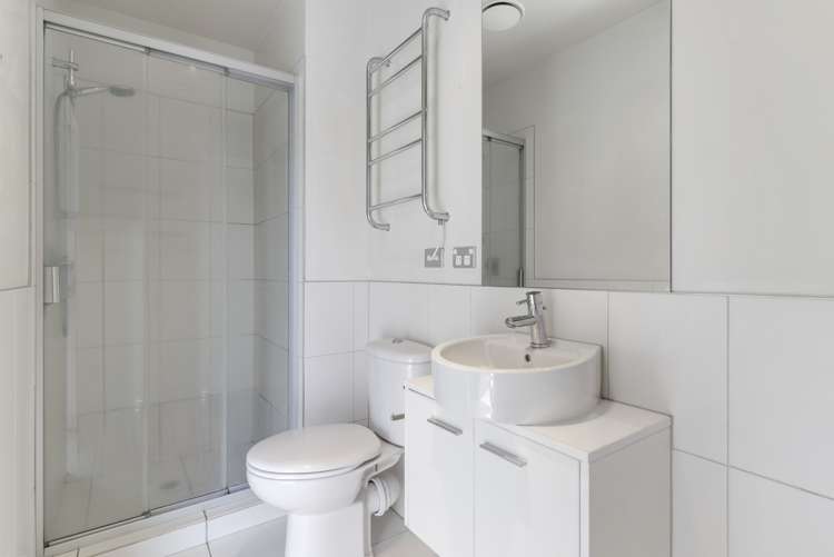 6w/435 New North Road Kingsland_7