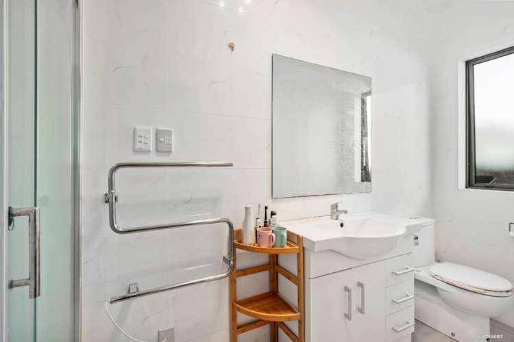 13 Clendon Place Manurewa_11