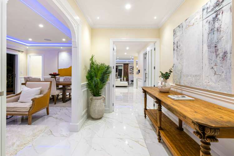 49 Matahae Drive Flat Bush_10