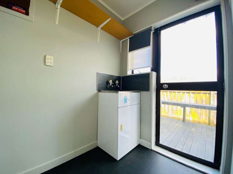 1/11 Kennington Drive Clendon Park_8