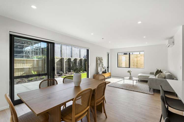 5 Kakahi Road Beachlands_14