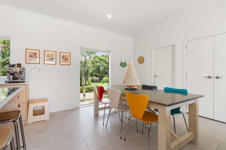 99 Vista Paku Pauanui_13