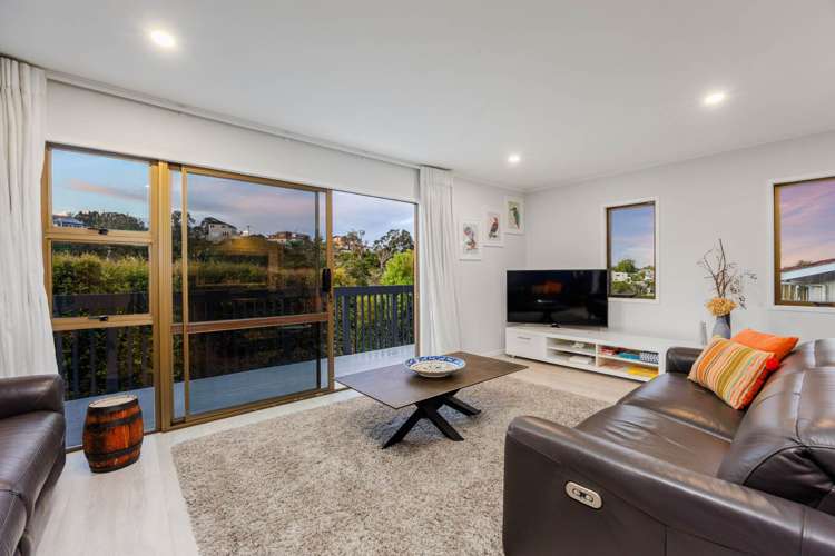 1/11 Honeysuckle Lane Mairangi Bay_6