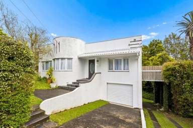 49 and 51 Nihill Crescent_4