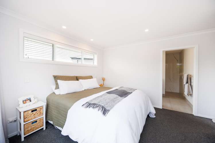 20 Huffington Place Feilding_11