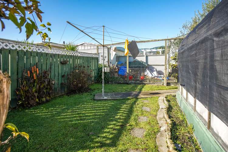 27 Dickens Street Stoke_13