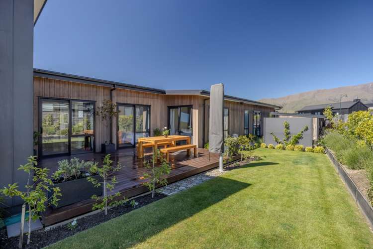 87a Infinity Drive Wanaka_4