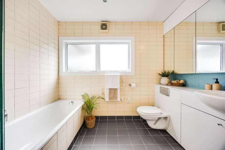 26 Ranch Avenue Beach Haven_18