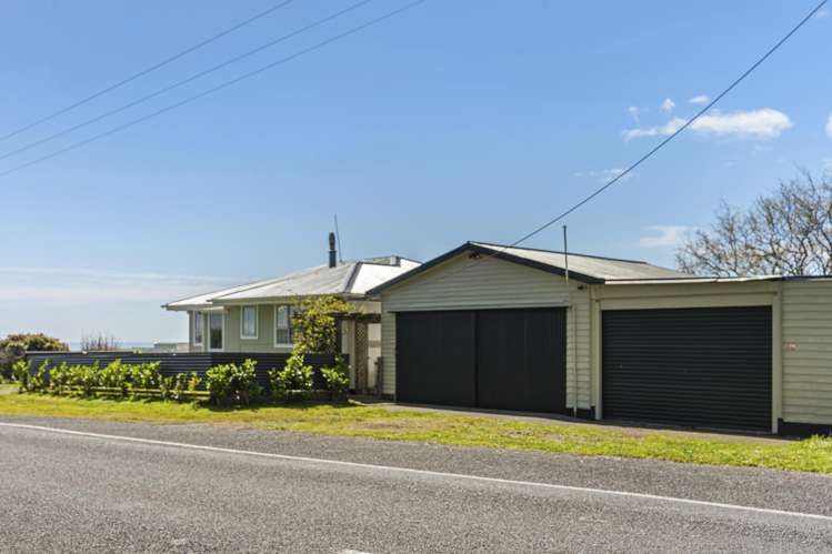 401 Koru Road Oakura_21