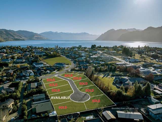 Great Section, Great Price - Heart of Lake Hāwea