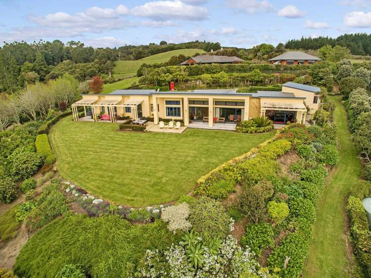 340 Macwhinney Drive Drury_18