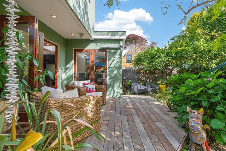 118 Oroua Street Eastbourne_5