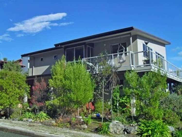 38 Tata Heights Takaka_16