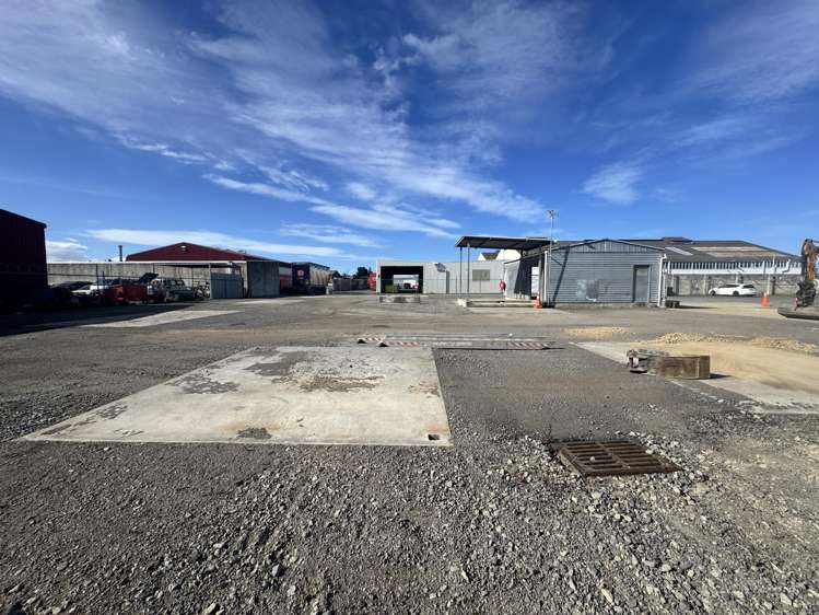 Rear Yard/140 Taradale Road Pirimai_6