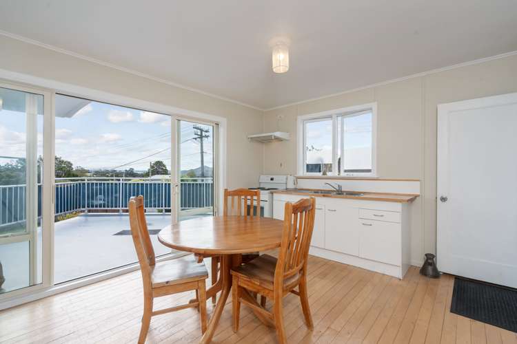 6 Glen Marine Parade Glendene_7