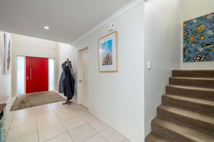 8 Napoleon Close Harewood_18