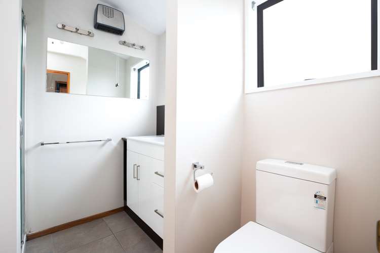 82 Chartwell Street Burwood_22