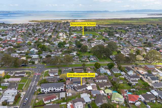 205 Wordsworth Road Manurewa_4