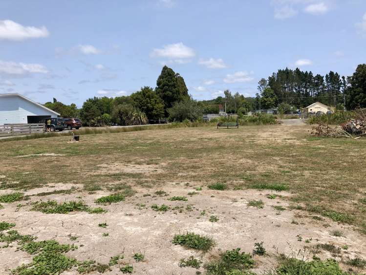 984 Kahikatea Flat Road Waitoki_21