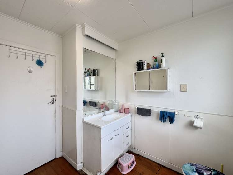 7 Marlene Avenue Te Atatu South_18