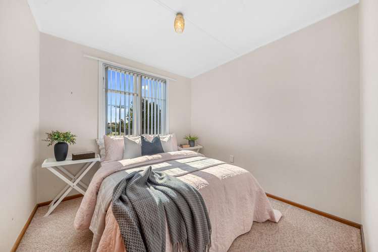 8 Wavell Crescent Lansdowne_9