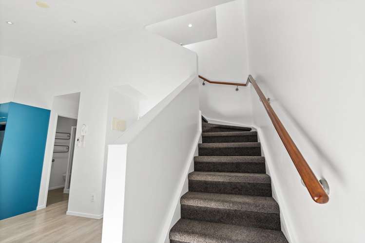 33B Florence Avenue_3