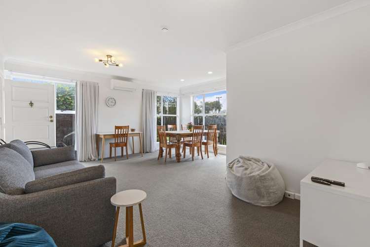 54 Wellesley Road Mangere Bridge_9