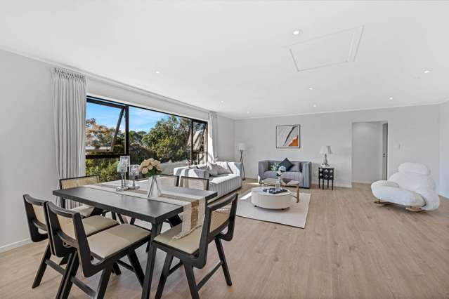 2/14 Clifton Road Waiake_1