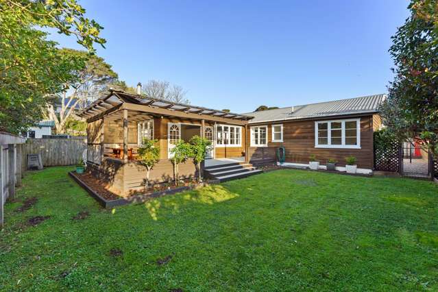 Oasis in Raumati South Awaits