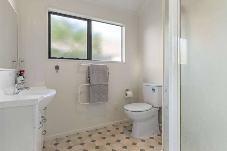 56 Corinth Grove Papamoa Beach_15